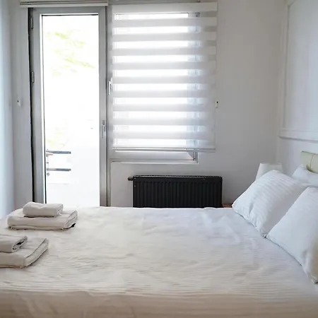 Apartman Modern And Spacious 3-br Near Taksim Isztambul