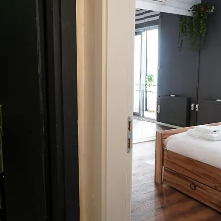 Modern And Spacious 3-br Near Taksim Apartman